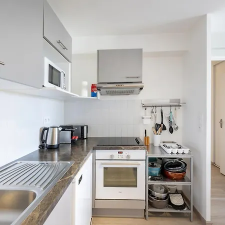 Les Terasses De Louise Apartment *